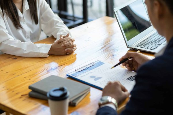 Recherche d'emploi : Bien choisir la photo à mettre sur le CV